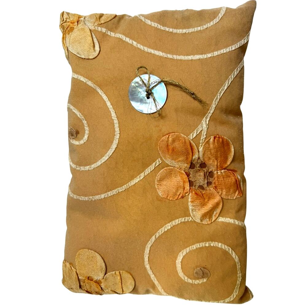 3-Piece Autumn Floral Appliqué Decorative Pillow Set with Shell Button Accents - Picture 3 of 9
